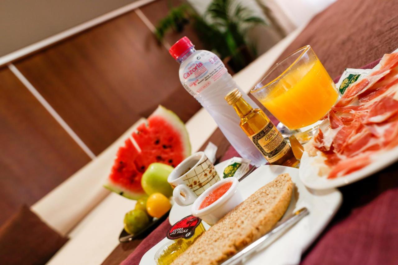 Hotel Plaza Manjon