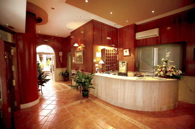 Hotel Plaza Manjon