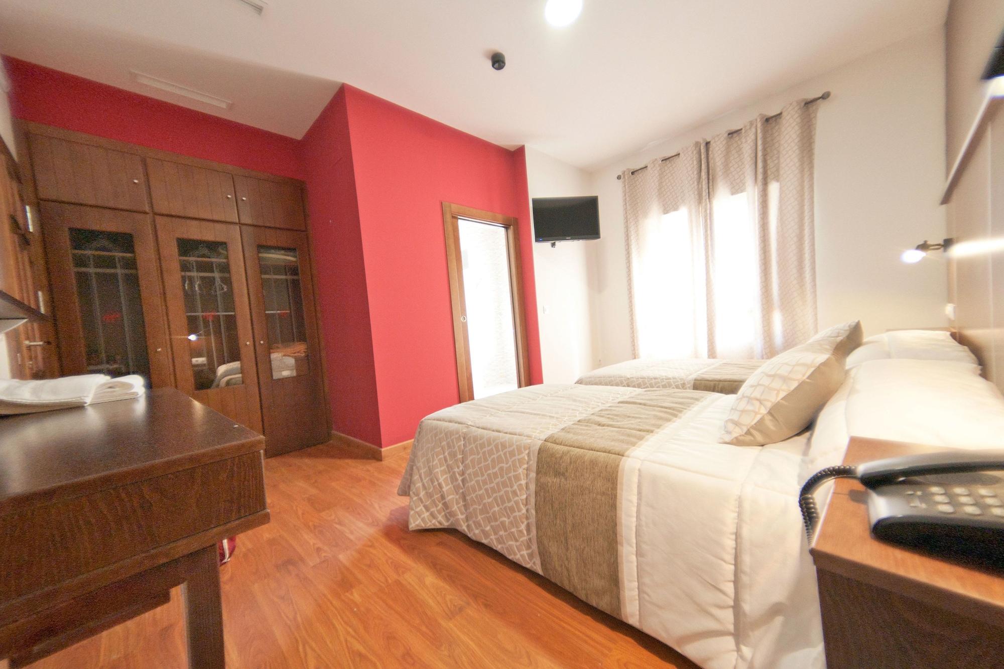 Hotel Plaza Manjon