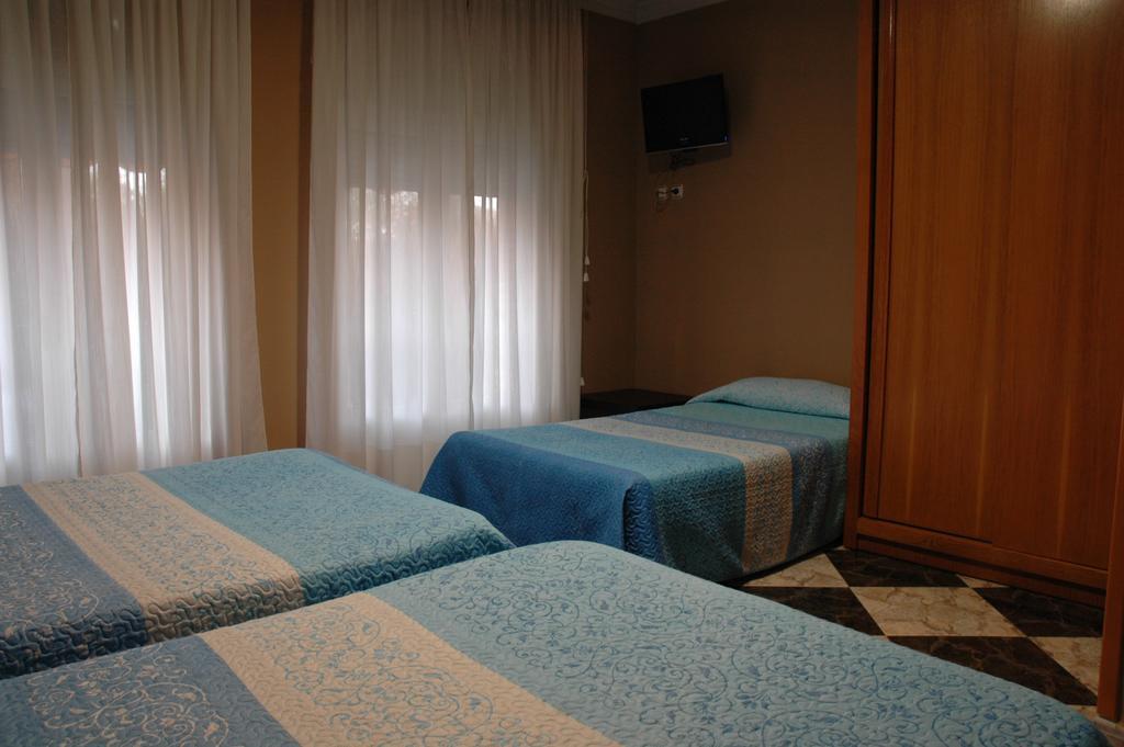 Hotel Plaza Manjon